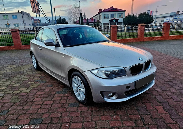 BMW Seria 1 cena 22900 przebieg: 193500, rok produkcji 2011 z Brodnica małe 79